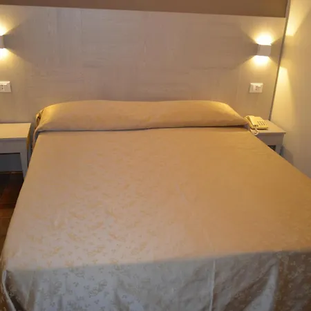 Paradiso 3* Marina Di Bibbona